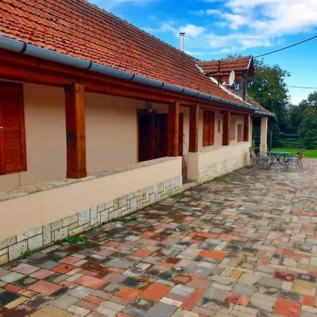 Hegyalja Vendeghaz