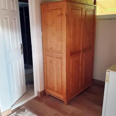 Hegyalja Vendeghaz Apartment Tolcsva